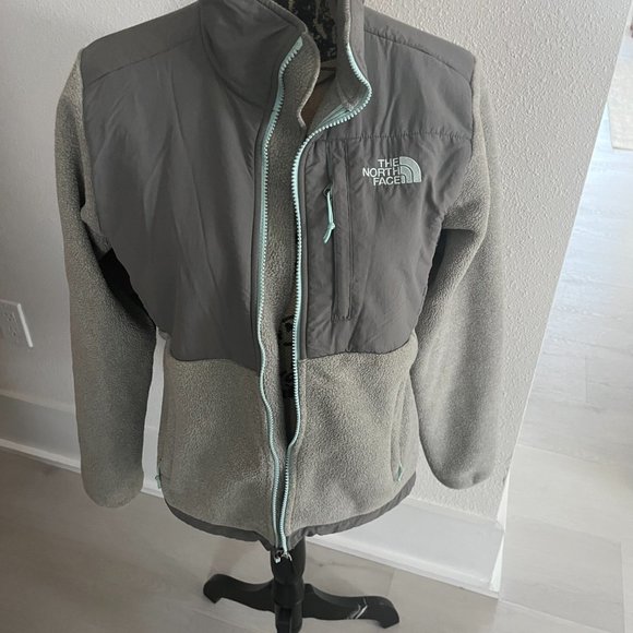 The North Face Jackets & Blazers - The North Face - Denali Grey Fleece Jacket